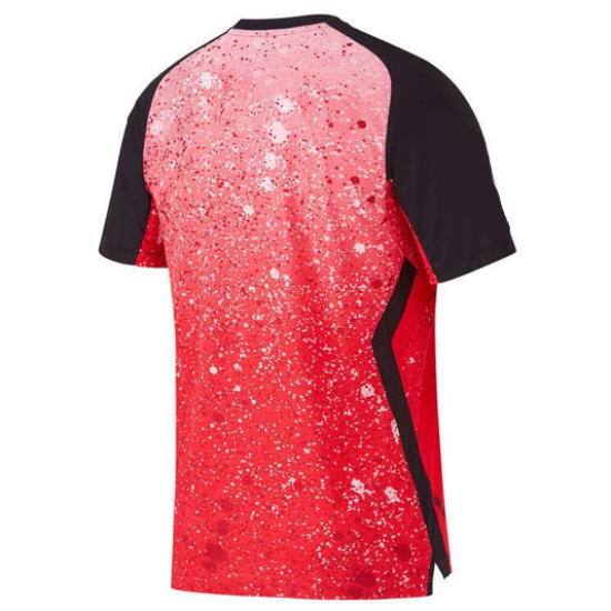 Graphic T-Shirt Graphic T-Shirt